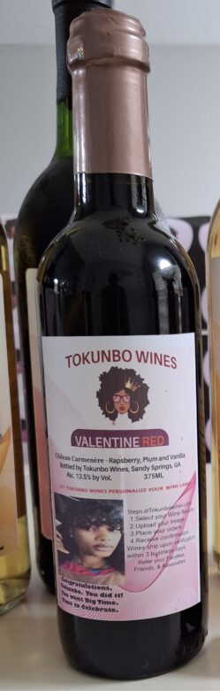 All Tokunbo Wines are available in Portable Mini. For your special events, you can't go wrong passing these portable minis out to friends like candies.